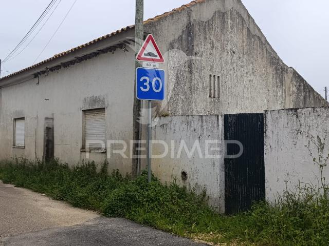 Armazém venda em Rio Maior, Santarém