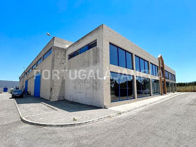 Armazém venda em Setúbal