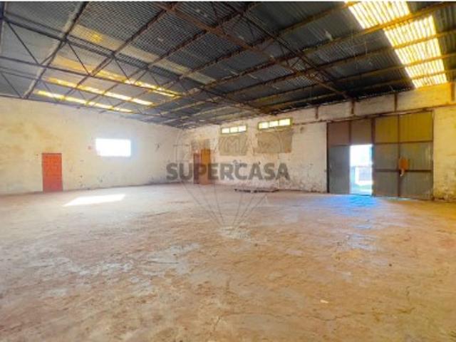 Armazém venda em Alenquer