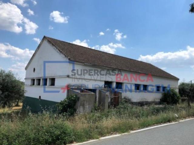 Armazém venda em Alfândega Da Fé, Bragança