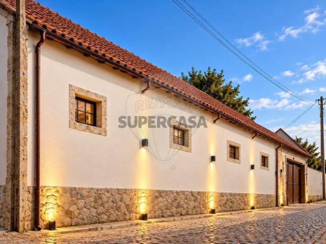 Armazém venda em Azueira e Sobral da Abelheira, Mafra