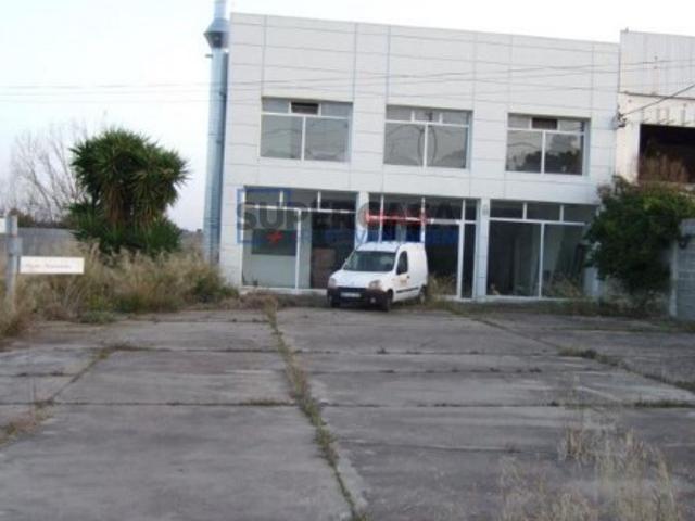 Armazém venda em Vedor, Elvas
