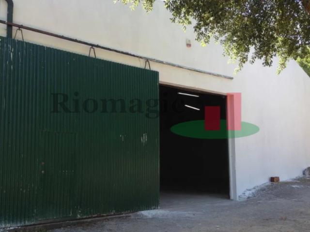 Armazém alugar em Correias, Rio Maior