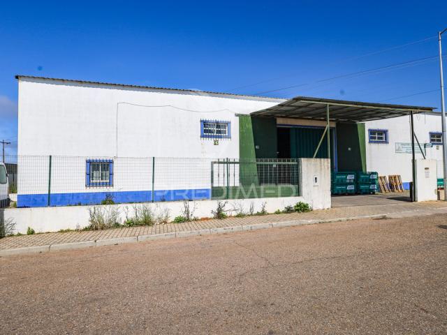 Armazém venda em Estremoz, Évora