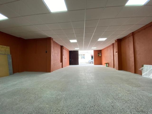 Armazém alugar em Ameixoeira, Lisboa