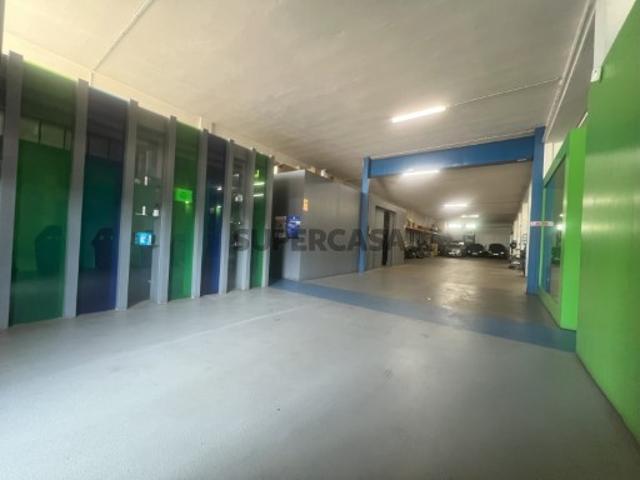 Armazém venda em Vila Nova De Gaia, Porto