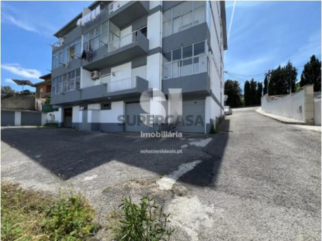 Armazém venda em Cruz d'Areia, Leiria