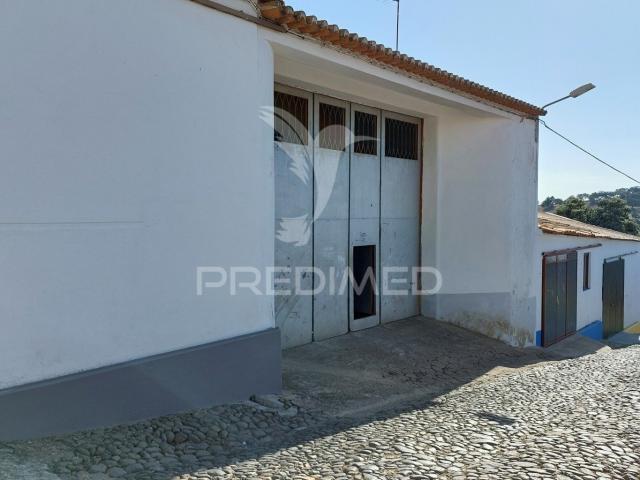 Armazém venda em Beja (Salvador e Santa Maria da Feira), Beja
