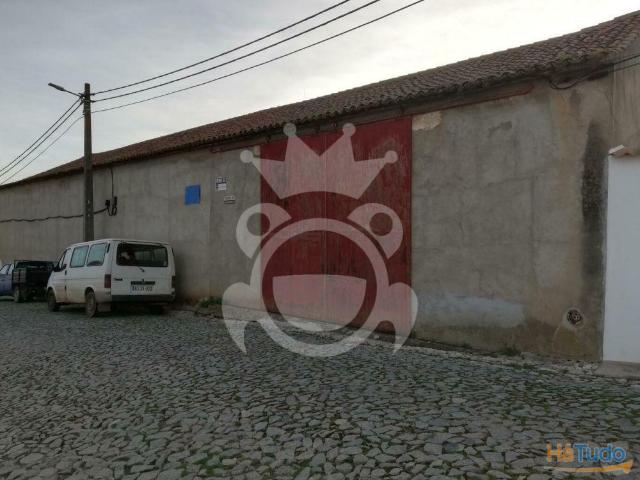 Armazém venda em Portel, Évora