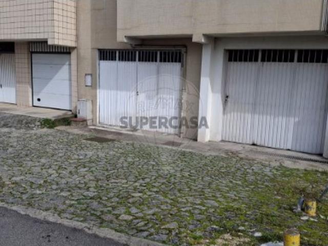 Armazém venda em Braga