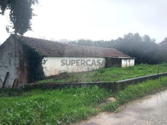 Armazém venda em Mata de Baixo, Rio Maior