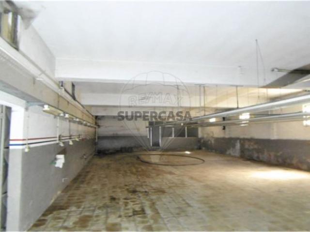 Armazém venda em Marecos, Porto