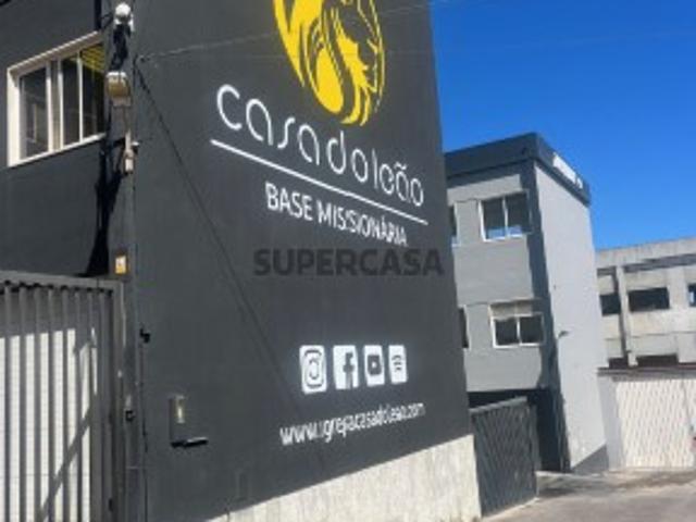 Armazém venda em Portela da Azóia, Santiago Dos Velhos