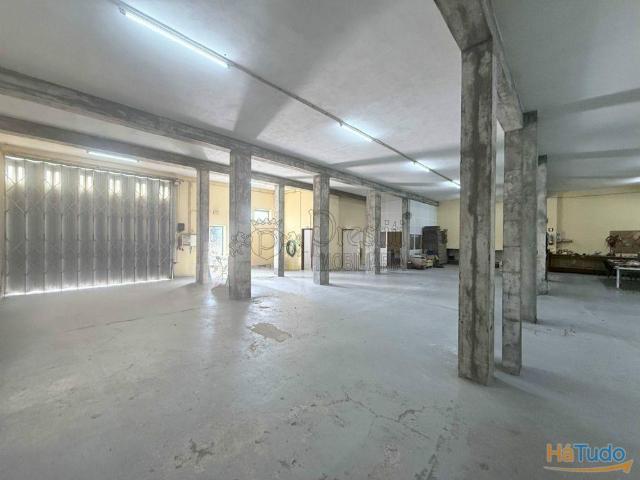 Armazém alugar em Vizela, Braga