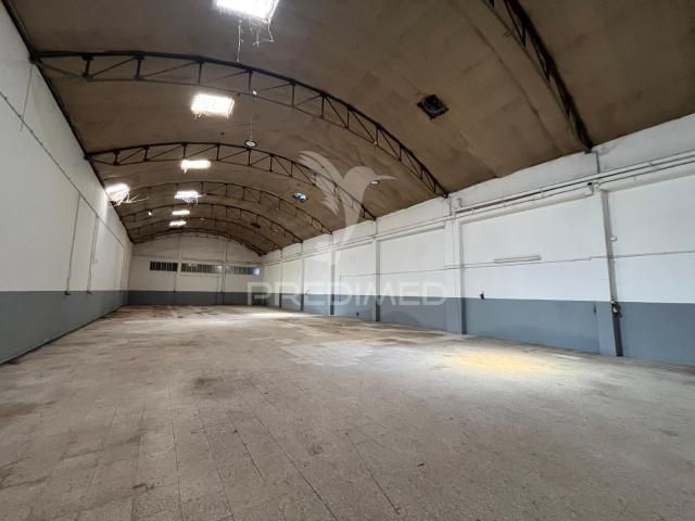 Armazém alugar em Guimarães, Braga