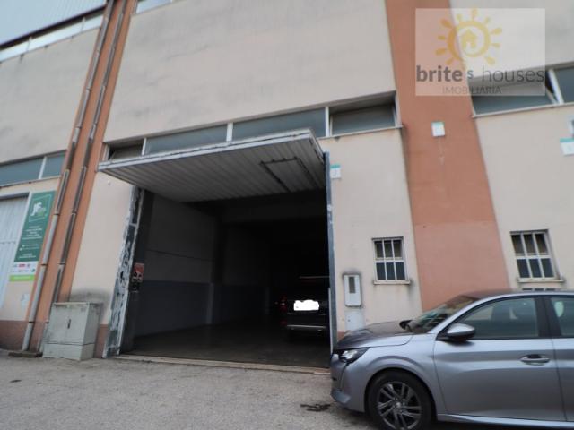 Armazém alugar em Tomar, Santarém