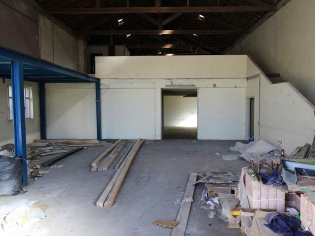 Armazém alugar em Manariz, Gondomar