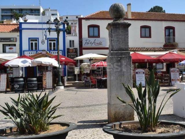 Armazém venda em Ferragudo, Faro