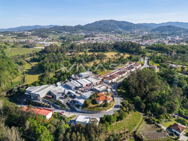 Armazém venda em Amares, Ferreiros