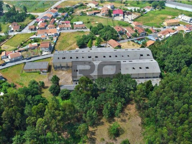 Armazém venda em Foz do Sousa e Covelo, Gondomar