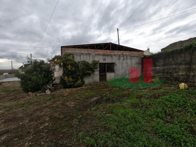 Casa venda em Rio Maior, Santarém