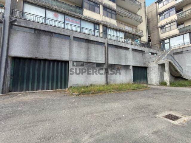 Garagem venda em Póvoa De Lanhoso, Braga