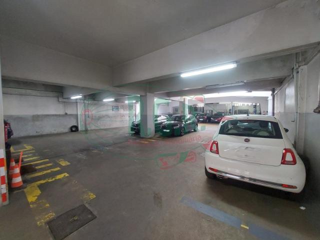 Armazém venda em Porto