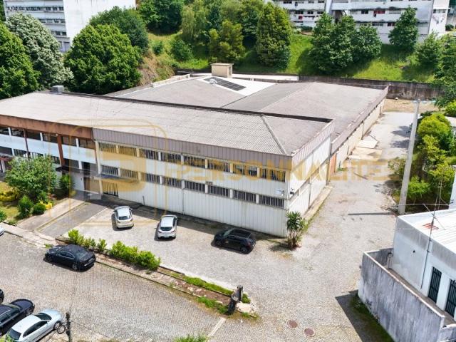 Armazém alugar em Guimarães, Braga