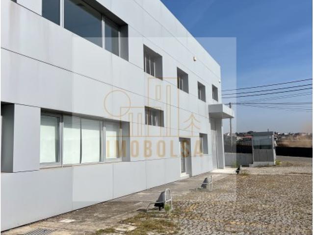 Armazém alugar em Fradelos, Gavião