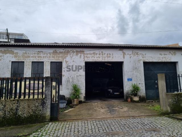 Armazém venda em Guimarães