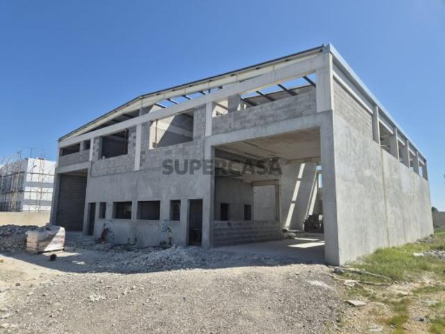Armazém venda em Seixal, Setúbal