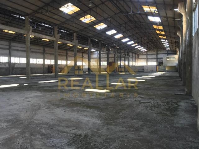 Armazém venda em Foz do Sousa e Covelo, Gondomar