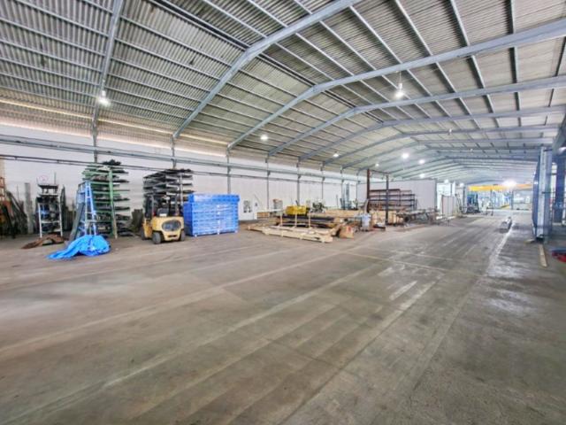 Armazém alugar em Maia, Vila Do Conde