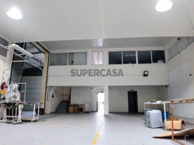 Armazém venda em Marco De Canaveses, Magrelos