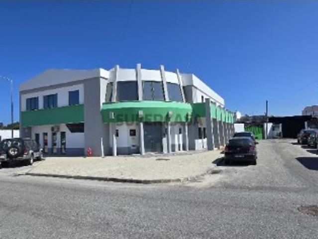 Armazém venda em Santiago Do Cacém, Setúbal