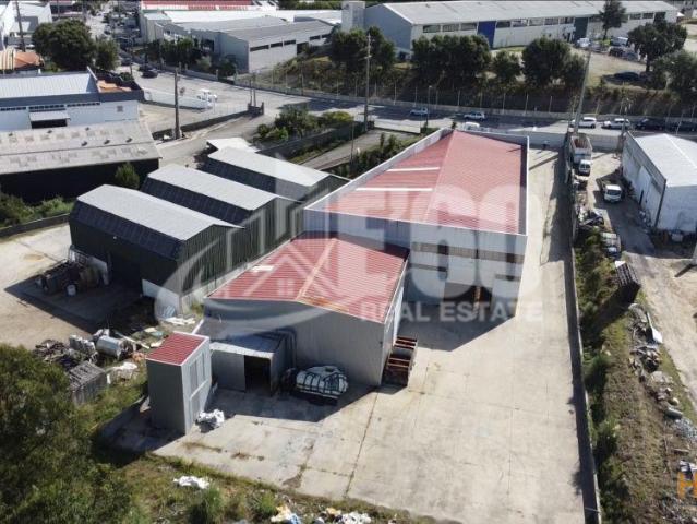 Armazém alugar em Santa Maria Da Feira, Aveiro