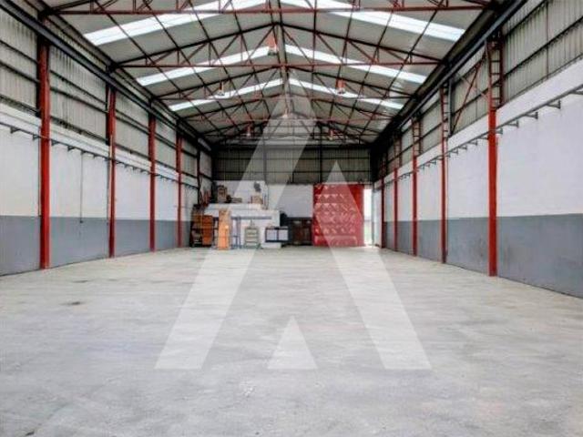 Armazém alugar em Aveiro