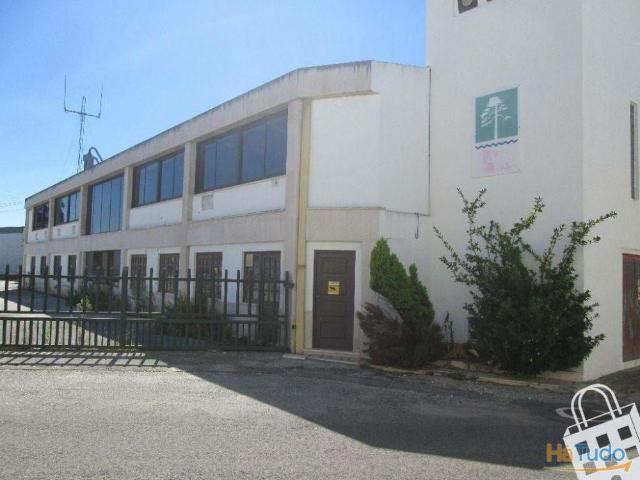 Armazém venda em Alcobaça, Leiria