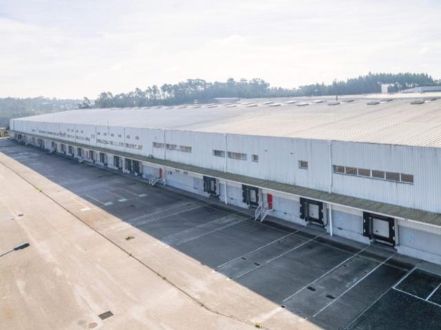 Armazém alugar em Leiria