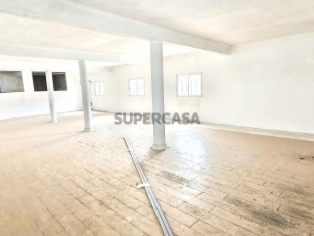 Armazém venda em Abrantes, Santarém