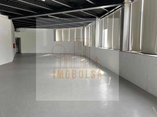 Armazém alugar em Maia, Porto