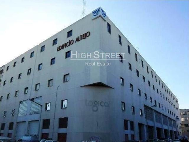 Armazém alugar em Lisboa