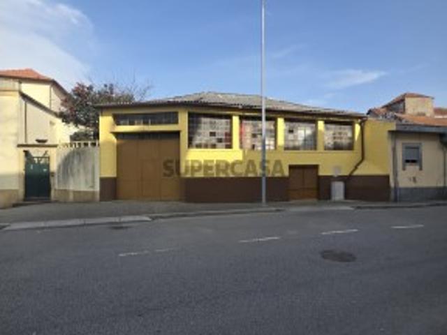 Armazém venda em Vila Nova De Gaia, Porto