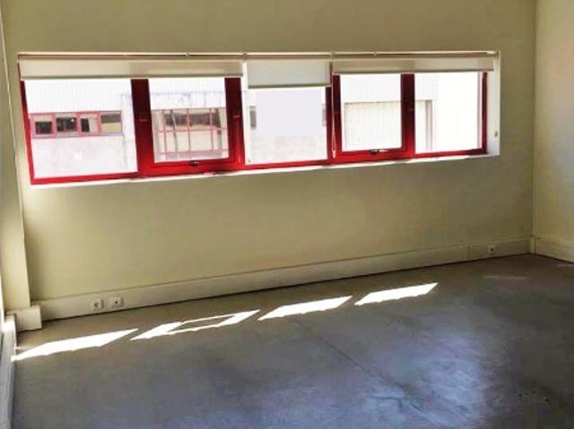Armazém alugar em Maia, Padrão de Moreira