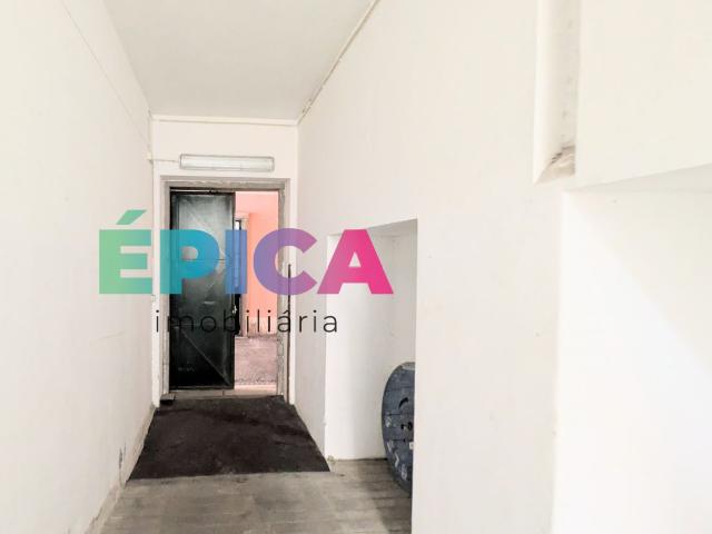 Armazém alugar em Bairro do Condado, Lisboa