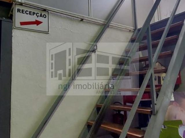Armazém alugar em Bairro dos Quatro, Odivelas