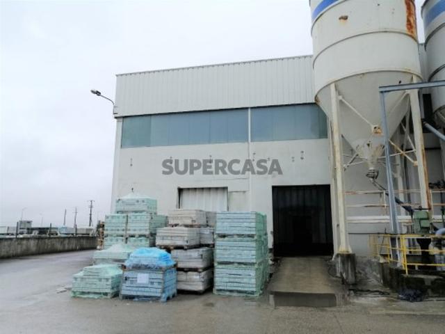 Armazém venda em Oliveira Do Bairro, Aveiro