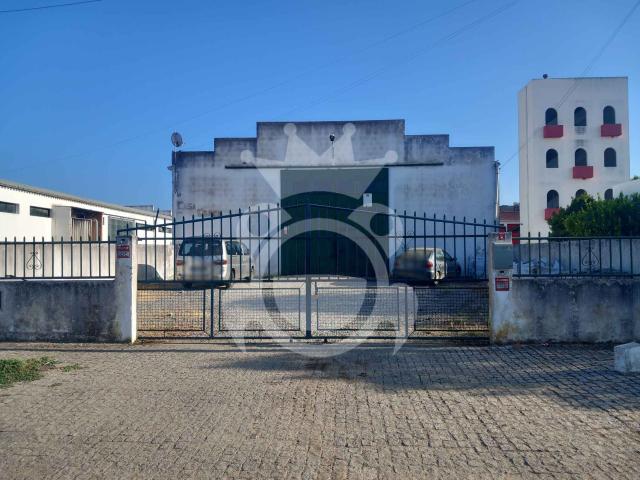 Armazém venda em Serpa (Salvador e Santa Maria), Serpa