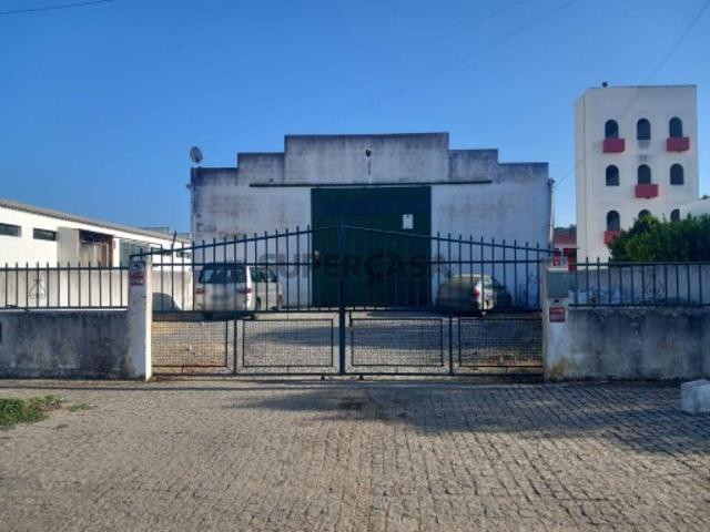 Armazém venda em Serpa, Beja