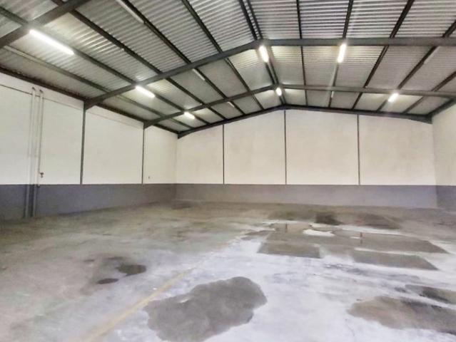 Armazém alugar em Maia, Barca